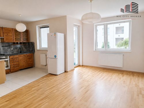 50,32 m2, ul. gęsia, 2 balkony, m.postojowe