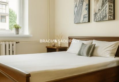 Grzegórzki-3 pok, oddzielna kuchnia