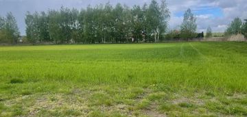 Atrakcyjna działka usługowa niedaleko centrum