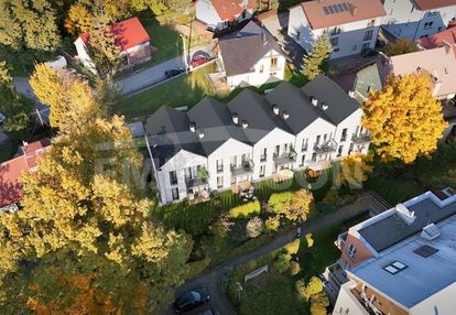 Kameralnie, ekstra gabinet i poddasze w gratisie