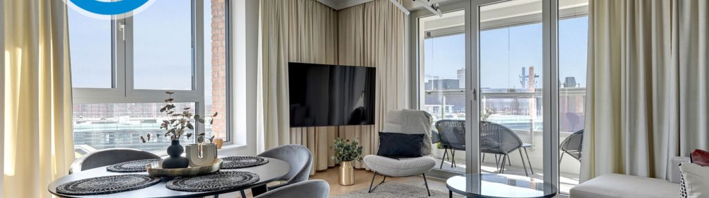 3 pokoje z loggią i halą w centrum miasta!