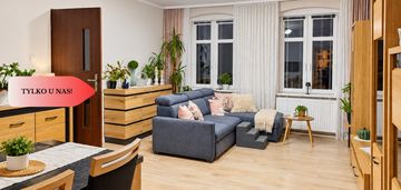 Klimatyczne mieszkanie w starej szkole  nieżywięć