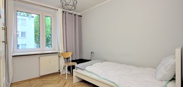 Pokój w 3pok. mieszkaniu po remoncie, Żoliborz