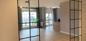 Eleganckie cztery pokoje przy szkole brytyjskiej