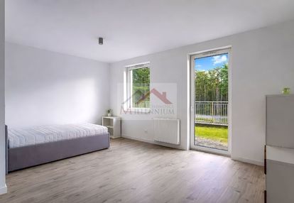 Kawalerka z ogródkiem i miejscem postojowym