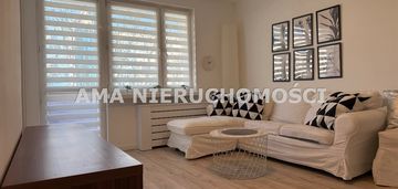 Dwupokojowe mieszkanie w centrum, teren zamkniety