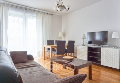 Przestronne 3 pok. m. z balkonem - ul. matejki