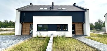 Nowy dom z 4 sypialniami