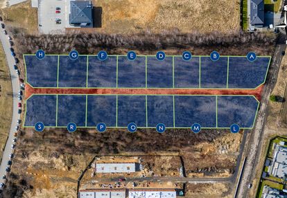 Działka budowlana, parkitka