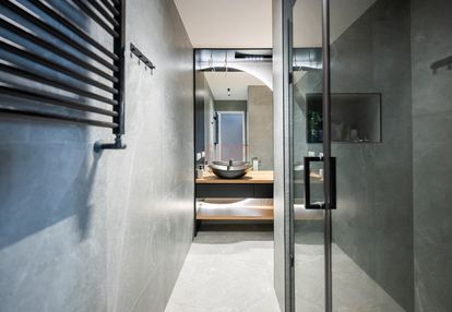 Przestronny dwupoziomowy apartament z tarasem