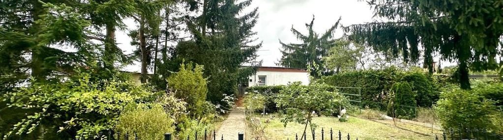 Rod myślęcinek solidny, murowany, dom na lata