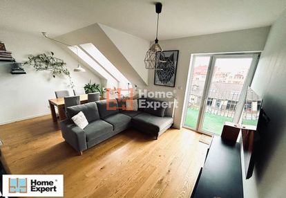 Dwupoziomowe 57m2 taras/komórka/miejsce postojowe