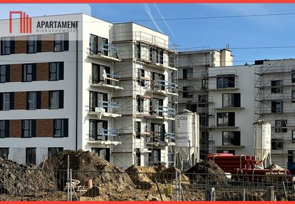 Kawalerka garby – nowe osiedle, dobra komunikacja,