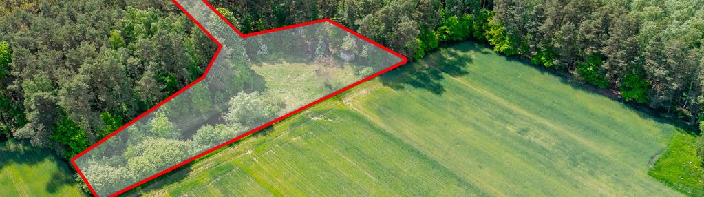 Budowlana 2300 m² ze stawem i zielenią