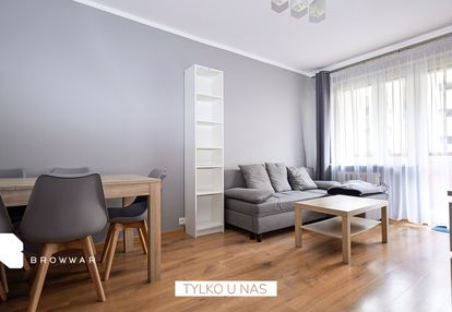 3 jasne pokoje z dużym balkonem - oświecenia