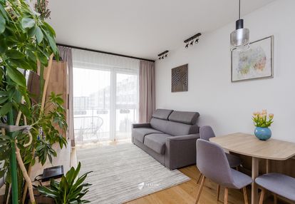 3 pokoje | dwustronne| duży balkon | garaż