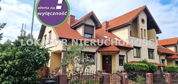 Solidny dom na zacisznym osiedlu w pile