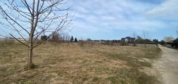 Działka z mediami, świetne położenie