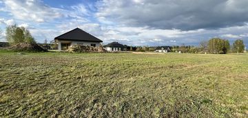 Olmonty działka 1000m2.