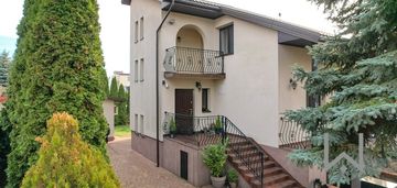 Dom wolnostojący, miejsce na własny biznes