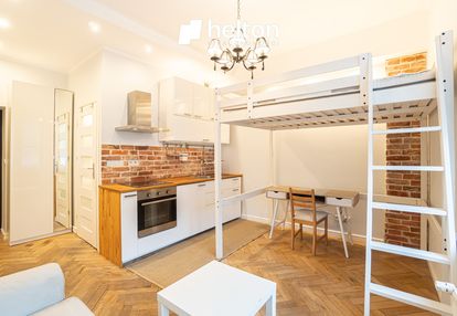 Antresola | nowy kleparz | 1800 | wrocławska