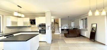 Przestronny dom wolnostojący przy lesie