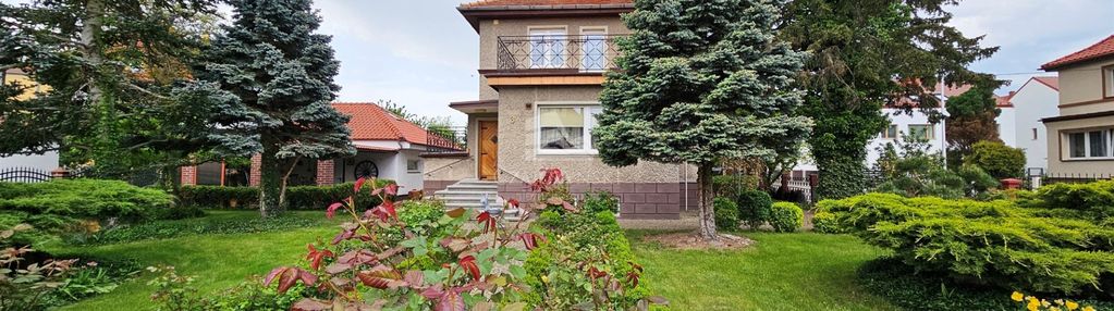 Poniemiecka willa 158m2 na działce 707m2 garaż