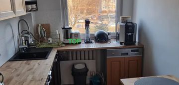 Komfortowe 4 pokoje blisko metra, parking, piwnica