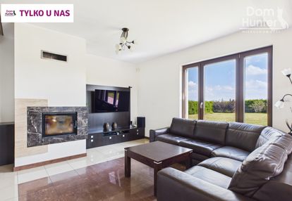 Sielski dom poza miastem z wygodnym dojazdem