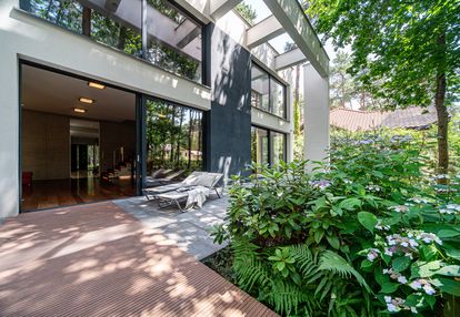 Nowoczesny dom w sercu starej magdalenki(strefa a)