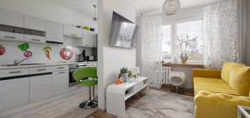 Piękne 3 pokojowe mieszkanie / duży balkon