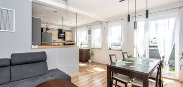 3 pokoje, garaż i 150m2 ogrodu