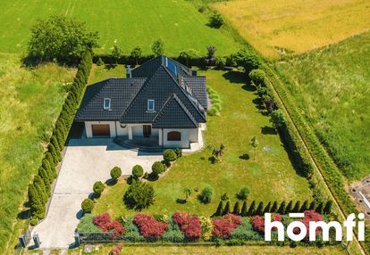 Komfortowy dom na 13-arowej działce – zalesie