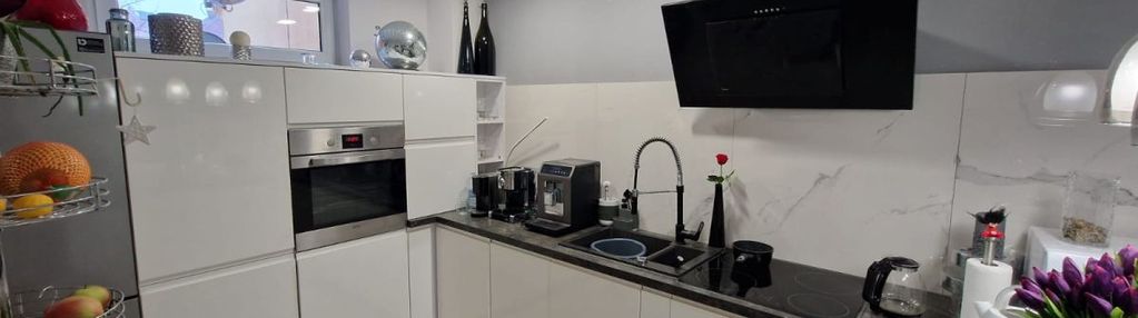 Kamienica w ścisłym centrum z trzema mieszkaniami