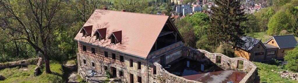 Dom na szczycie wlenia z oszałamiającym widokiem
