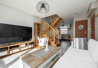 Słoneczne mieszkanie z potencjałem 4 pokoi