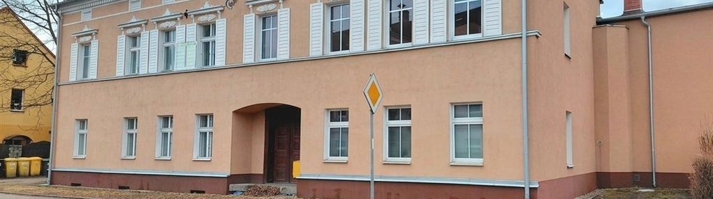 Przestronne mieszkanie 2 -pokojowe w cieplicach