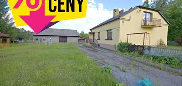 Dom ze stodołą, garażem i komórką, duża działka