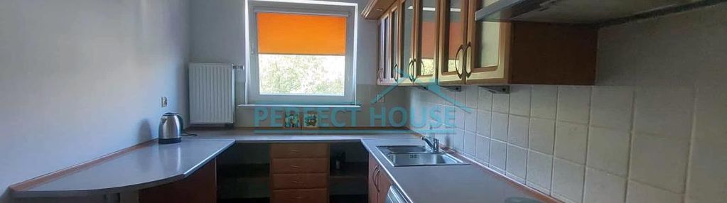 Duże, wygodne 2 pokojowe + miejsce parkingowe.