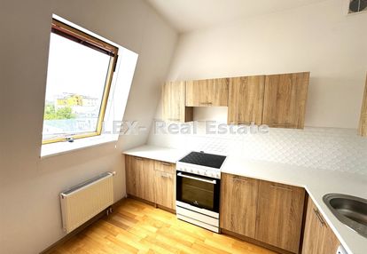 Dwupokojowe mieszkanie 33 m2 w centrum pruszkowa.