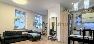 Przestronne, klimatyzowane w centrum rydzyny