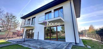 Nowy dom w zabudowie bliźniaczej