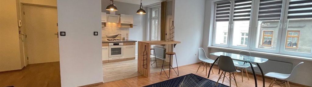 2-pokojowe klimatyczne mieszkane w centrum miasta!