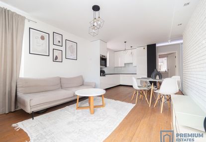 Nowoczesne|3 -pokojowe| balkon | miejsce postojowe