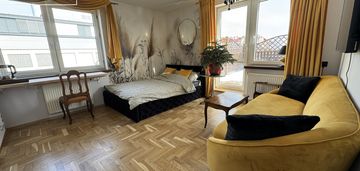 Studio / włochy / wysoki standard