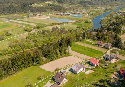 Działka budowlana przy lesie 25 ar.