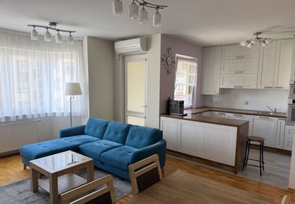 | lokalizacja |duży balkon| klimatyzacja| garaż |