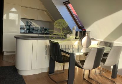 Możliwość 4 pokoi, balkon, centrum dzielnicy !!!