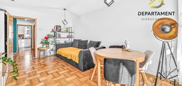 3 pokojowe mieszkanie z garderobą 63 m2 i towarowa