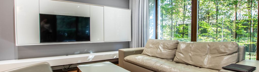 2 pokoje na parterze z garażem i ochroną, 60 m²